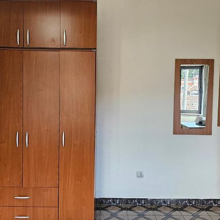 Angie'S Shared Villa Tam Τίρανα Εξωτερικό φωτογραφία