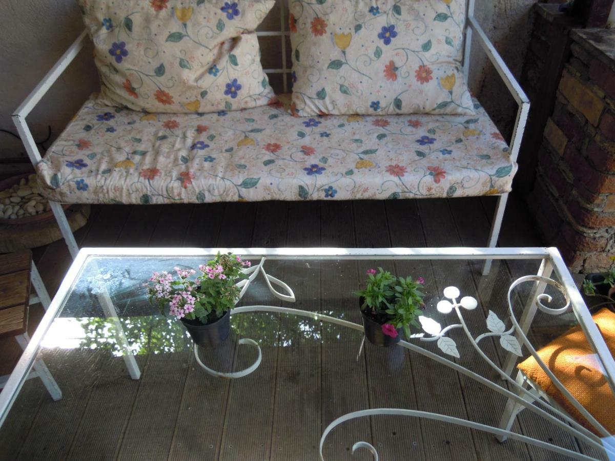 Angie'S Shared Villa Tam Τίρανα Εξωτερικό φωτογραφία