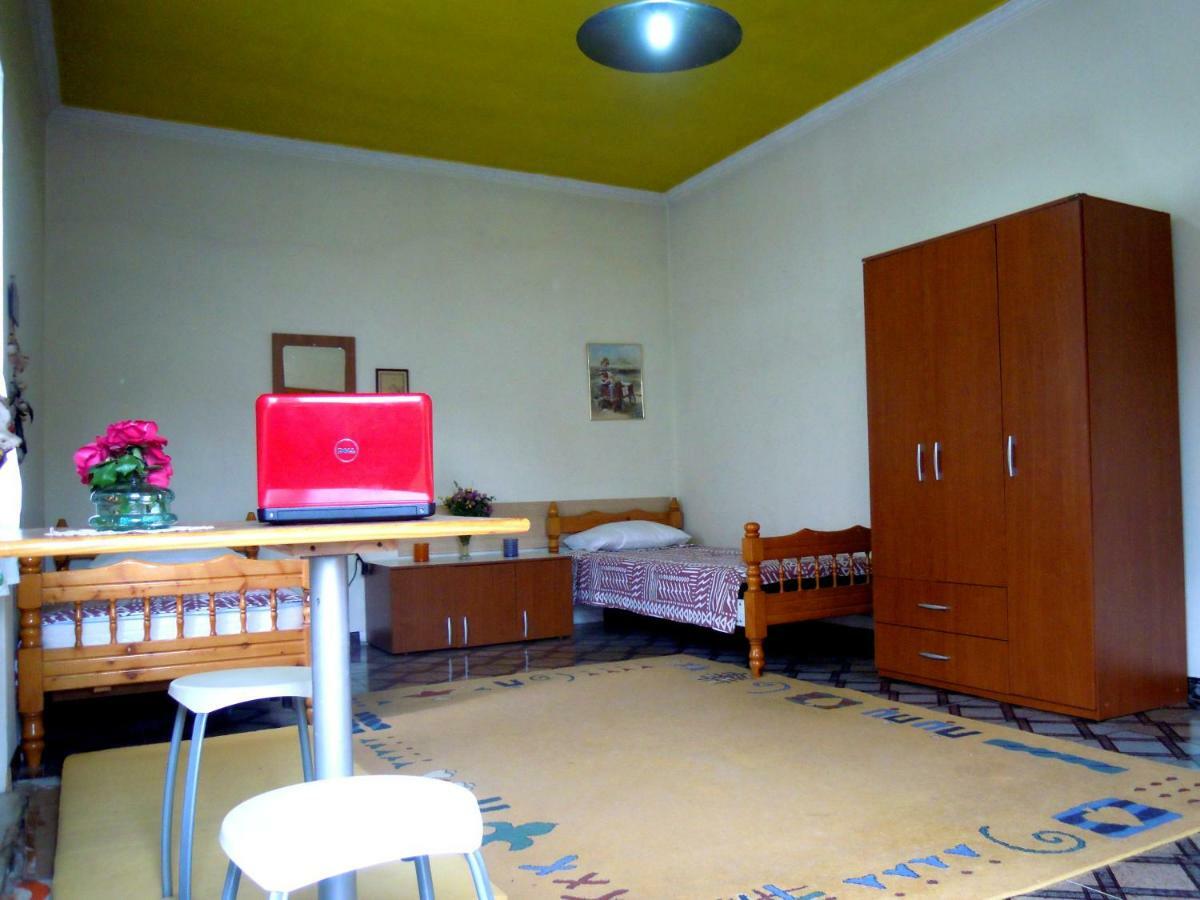 Angie'S Shared Villa Tam Τίρανα Εξωτερικό φωτογραφία